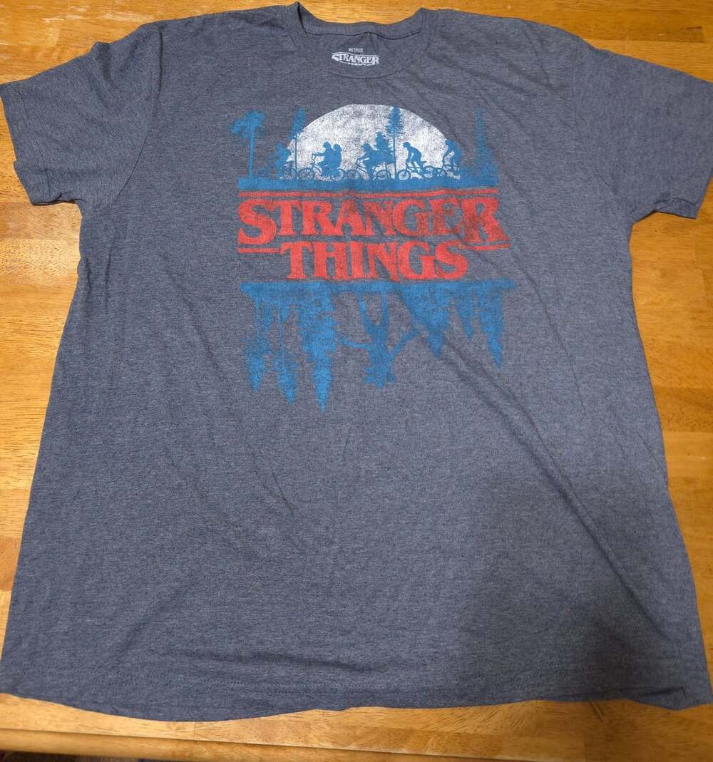 Netflix Stranger Things Graphic T-Shirt XL/EG Gray Heather